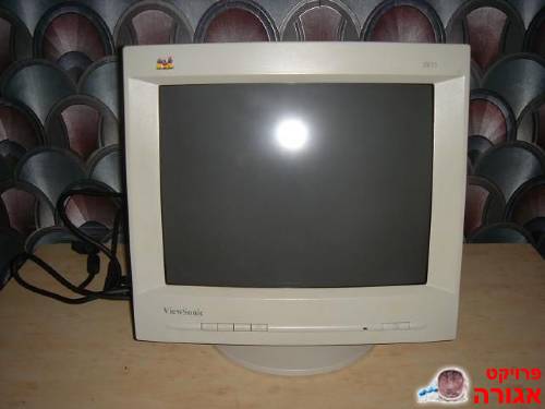 מסך מחשב 15"