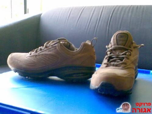 נעליים REEBOK
