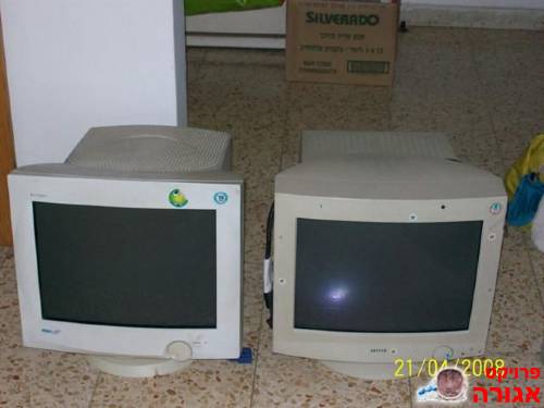 מסך מחשב 17" תקין