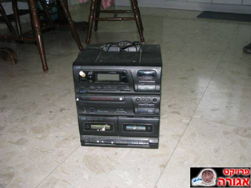מערכת סטריאו של JVC