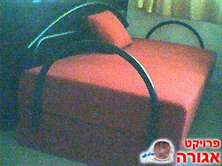 מיטת יחיד הנפתחת לזוגית