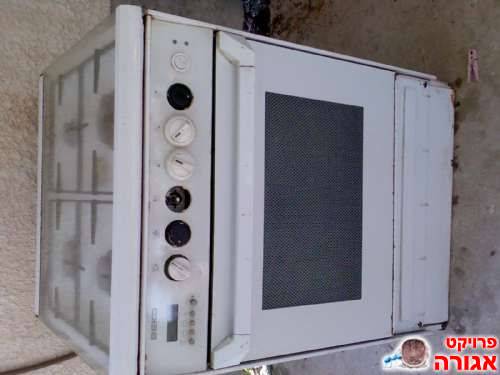 תנור אפייה משולב עם כיריים