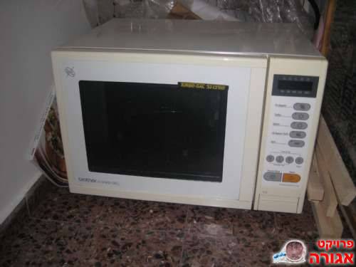 מיקרוגל עם גריל