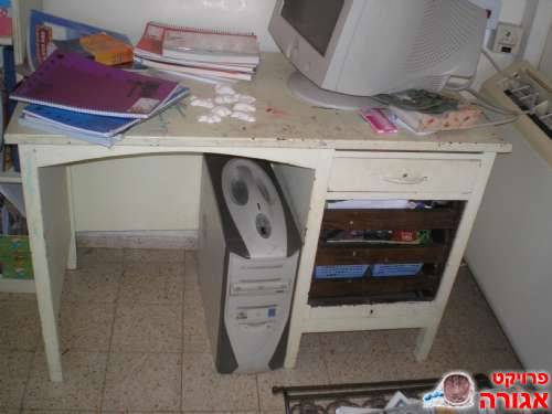 שולחן כתיבה