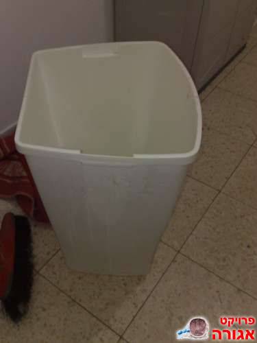 פח אשפה
