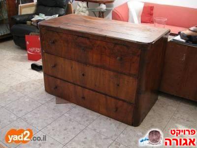 שידה עתיקה