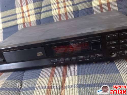 CD PLAYER