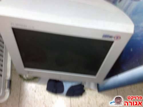 מסך מחשב LG