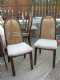4 כסאות