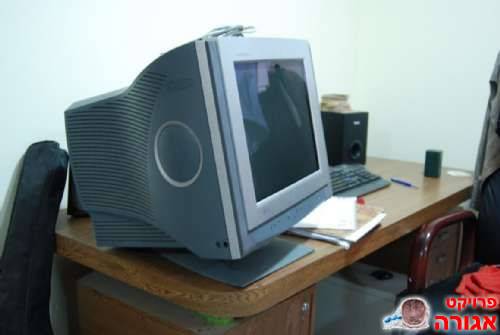 מסך מחשב LG