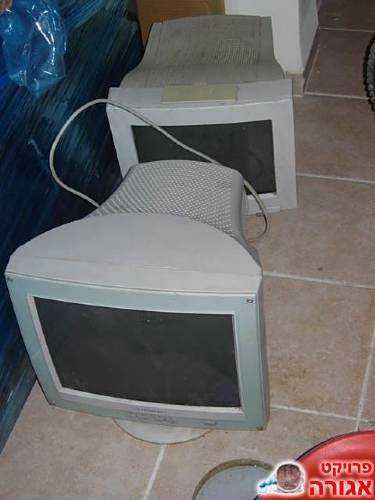 מסך מחשב 15