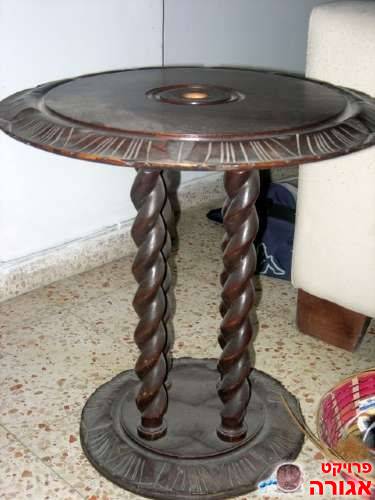 שולחן קפה קטן