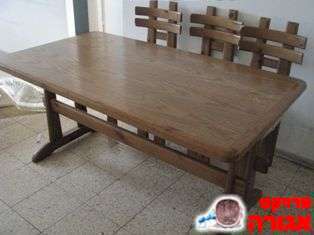 שולחן פינת אוכל