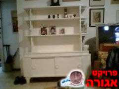 כוננית ספרים