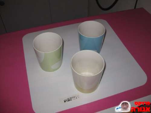 3 ספלים צבעוניים מחרסינה