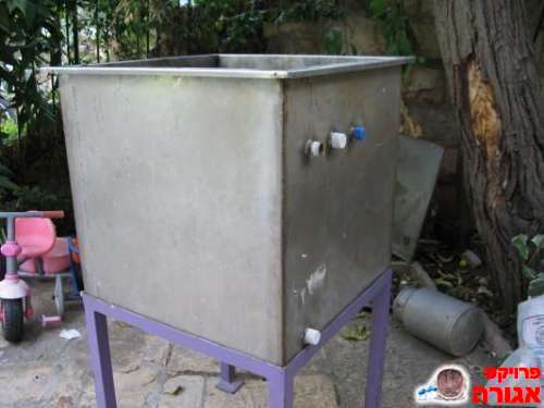 מיכל נירוסטה