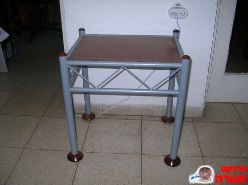 שידה קטנה וחמודה