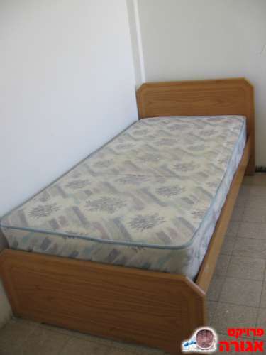 מיטת יחיד+מזרון