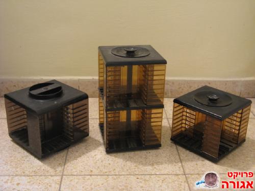 כלי אחסון לקלטות אודיו ישנות