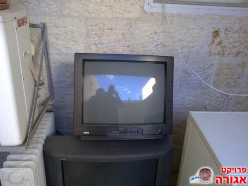 טלוויזיה 21"