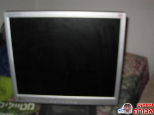 מסך LCD 17 ללא תמורה