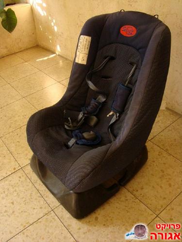 כסא בטיחות לרכב