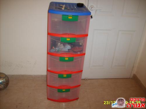 כוננית לצעצועים