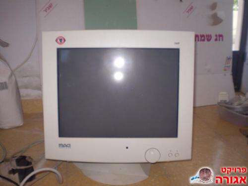 מסך 17" MAG