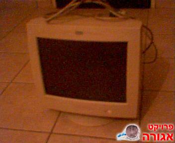 מסך מחשב 17 אינצ'