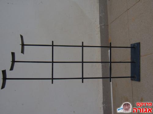 סטנד דקורטיבי לנר