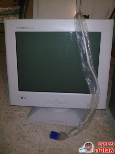מסך מחשב 19 אינץ