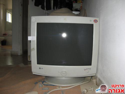 מסך מחשב לא דק