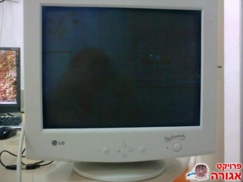 מסך מחשב 17"