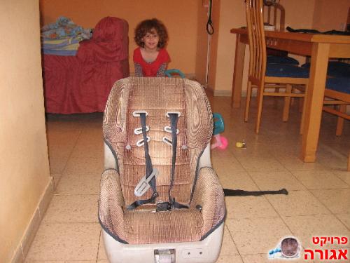 מושב לילד לאוטו