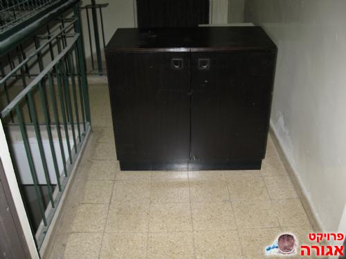 ארונית לטלוויזיה