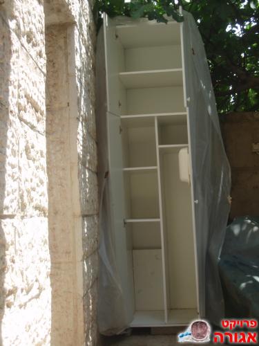ארון במצב טוב