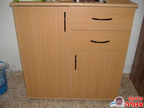 ארונית