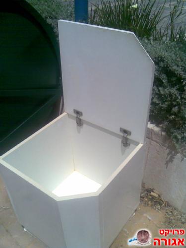 ארגז מצעים או לשימוש אחר