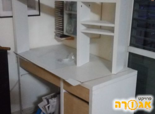 שולחן כתיבה איקאה