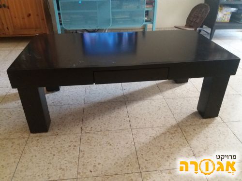 שולחן סלון שחור