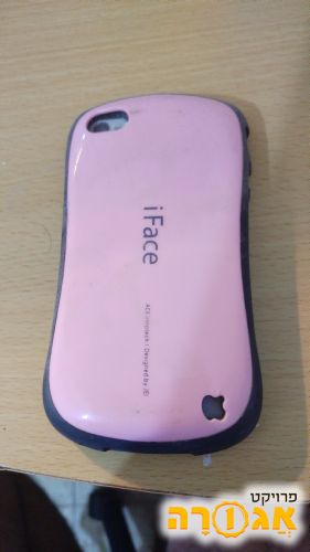 אייפון 4 עם מגן