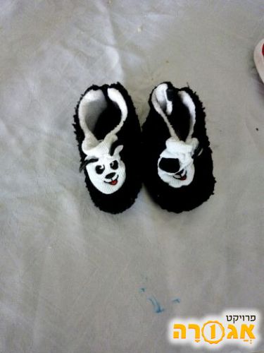 נעליים חמות לתינוק