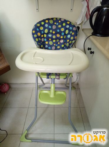 כיסא אוכל לתינוק