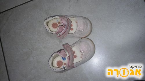 נעלי בובה לתינוקת