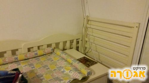 מיטת תינוק ללא מזרון