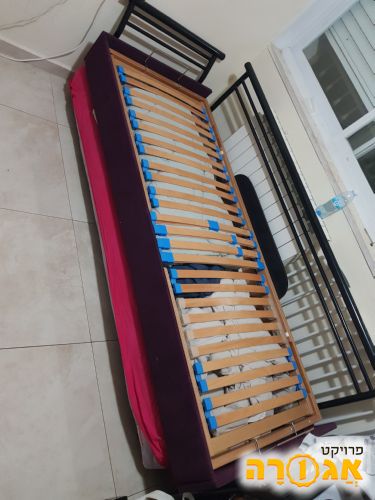 מיטת יחיד עם מיטה נפתחת - הולנדיה