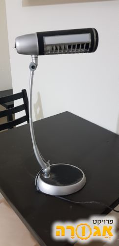 מנורה שולחן