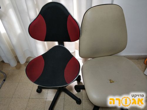 2 כיסאות מחשב