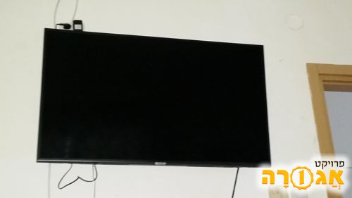 מסך טלוויזיה גדול דורש תיקון