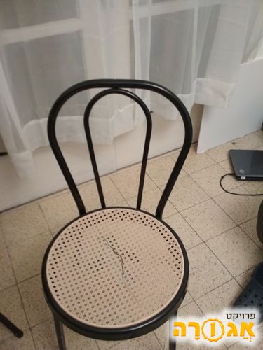 כסאות